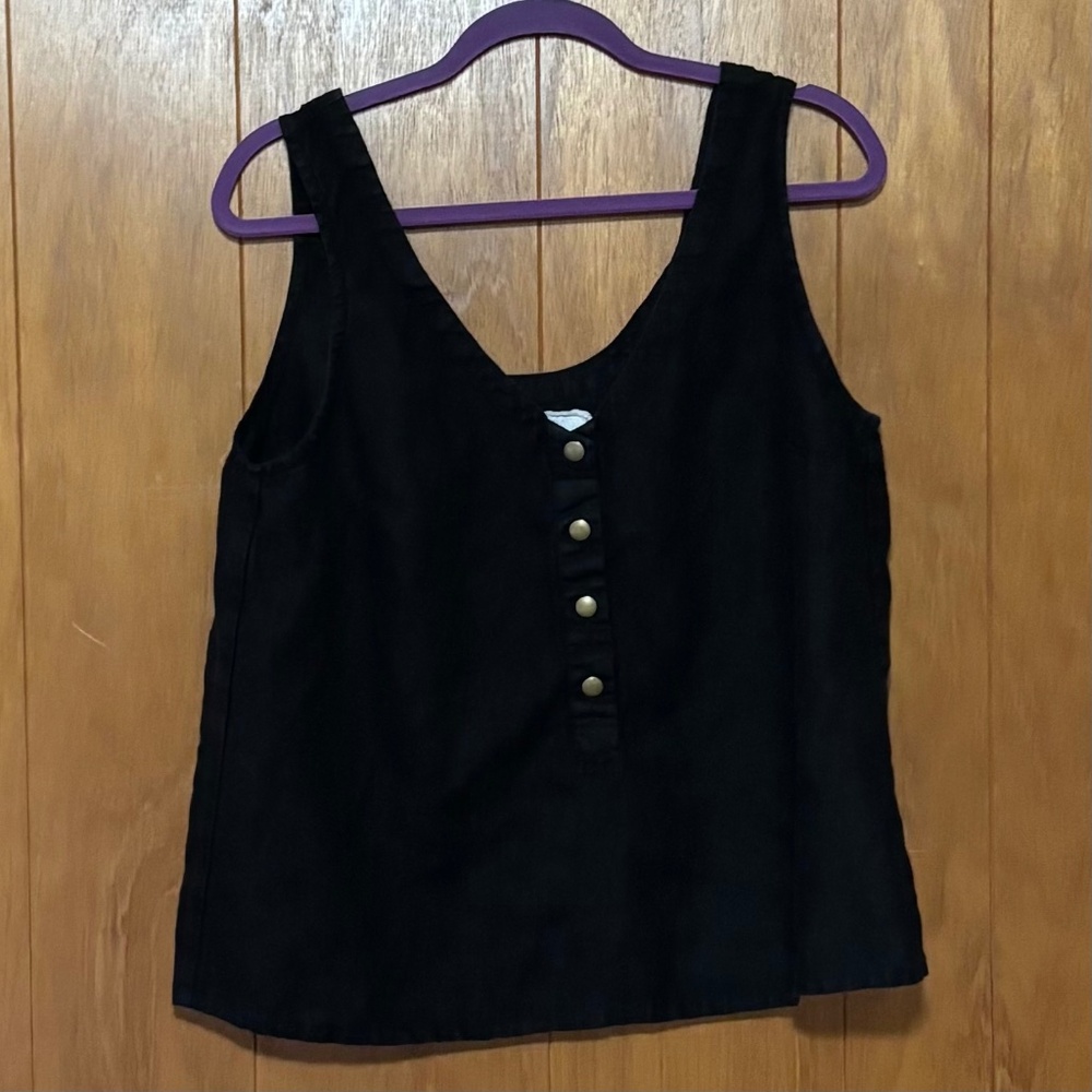 Notperfect linen v-neck tank top